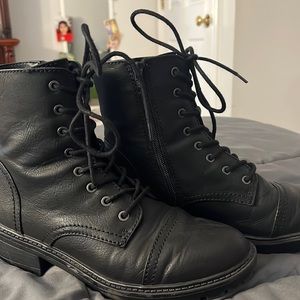 Mortal combat army boots